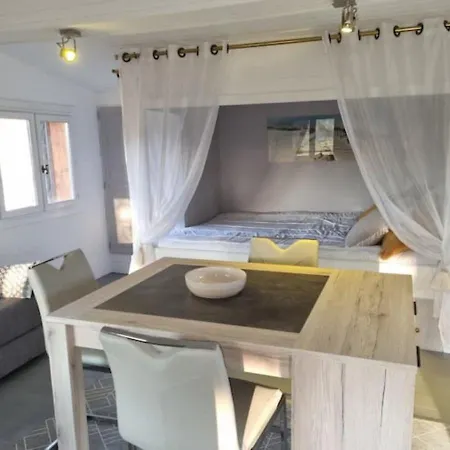 Au Bord Du Maquis Holiday home